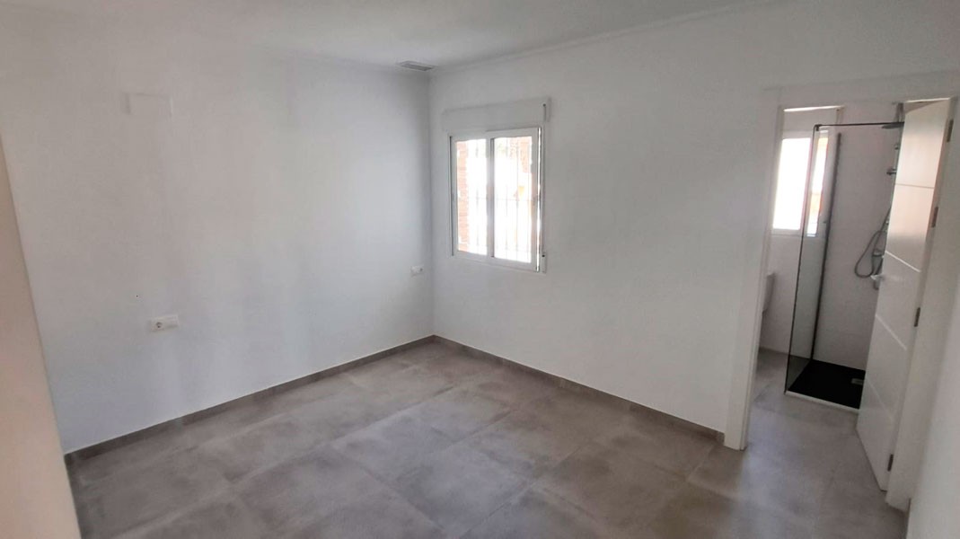 Finca with 3 Bedrooms in Catral, Alicante with Large Plot and Mountain View