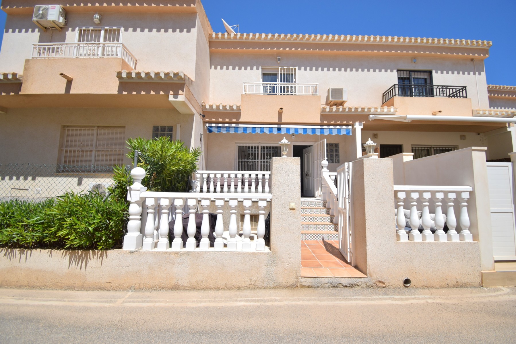 Townhouse for sale in Playa Flamenca, Orihuela Costa