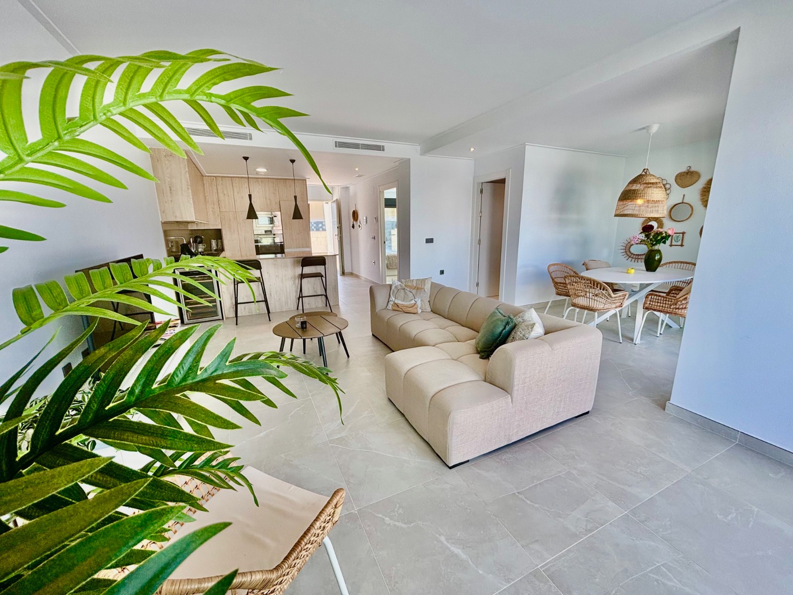 Property Image 2 Property Image 2