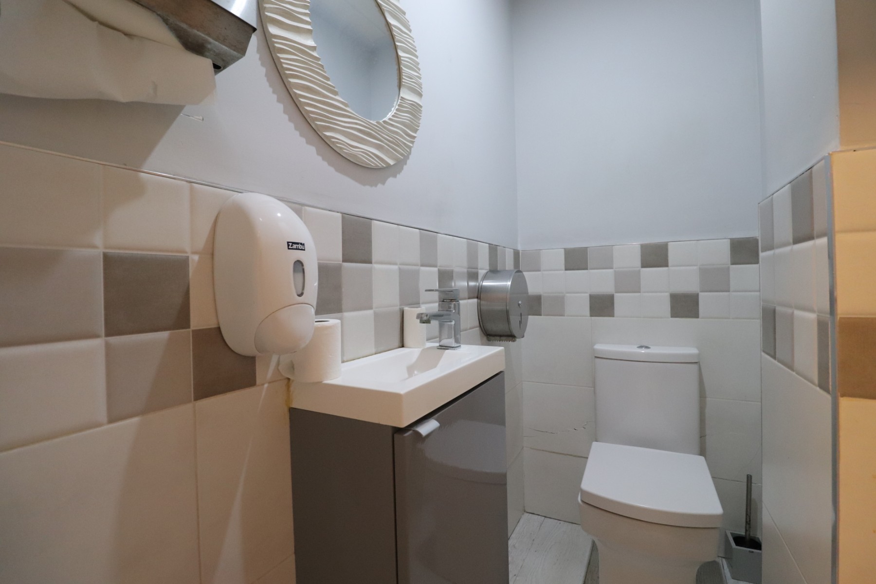 Local comercial en venta en Benijófar zona Benijofar - Village