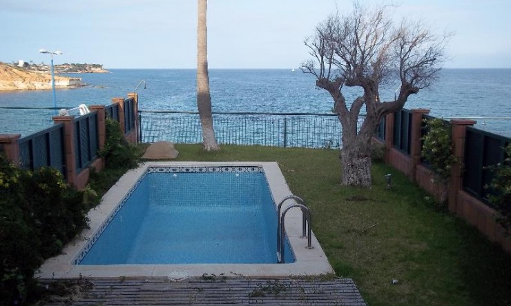 Videresalg - Frittliggende Villa - Orihuela Costa - Cabo Roig