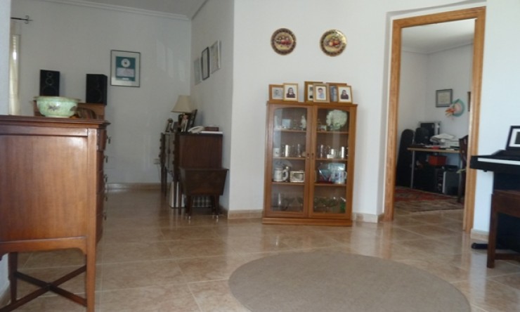 Re-Sale - Detached Villa - Algorfa - Lomas de La Juliana