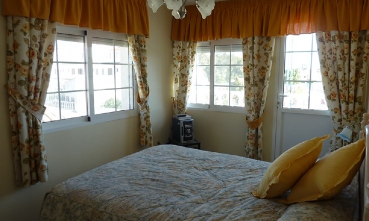Re-Sale - Detached Villa - Orihuela Costa - Punta Prima