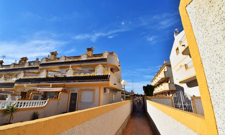 Re-Sale - Duplex - Orihuela Costa - Playa Flamenca