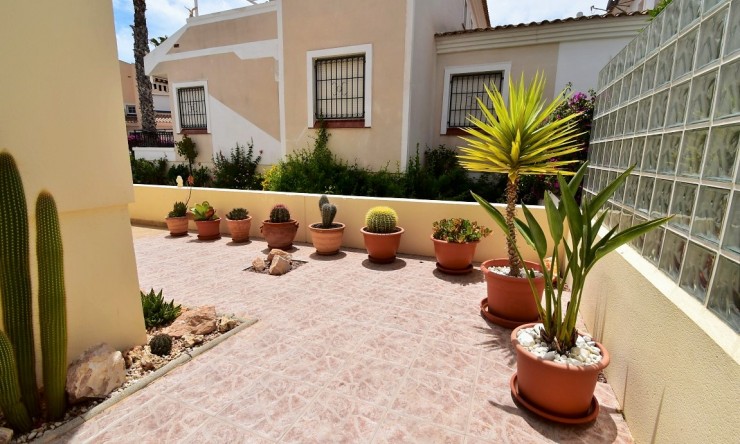 Re-Sale - Semi Detached Villa - Orihuela Costa - Playa Flamenca