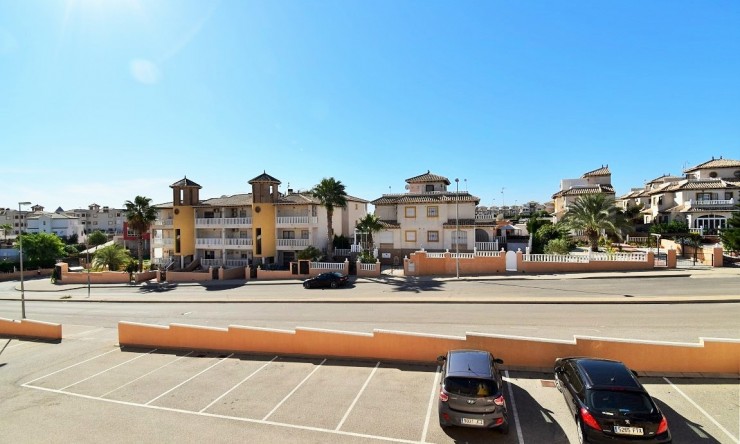Re-Sale - Apartment - Orihuela Costa - Lomas de Cabo Roig
