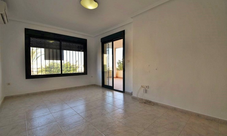Re-Sale - Apartment - Orihuela Costa - Lomas de Campoamor