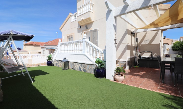 Videresalg - Frittliggende Villa - Benimar - Benimar II