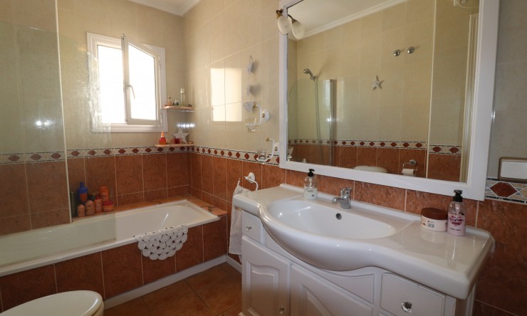 Wederverkoop - Vrijstaande Villa - San Miguel de Salinas - Lake View Mansions