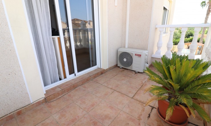 Wederverkoop - Vrijstaande Villa - San Miguel de Salinas - Lake View Mansions