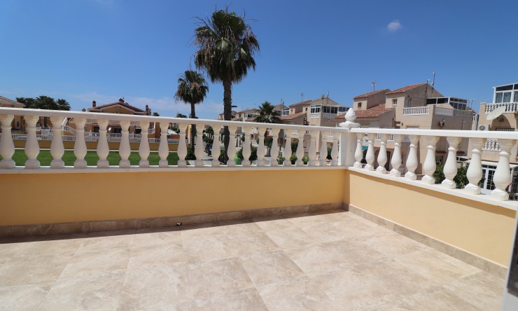 Videresalg - Rekkehus - Torrevieja - Torretas