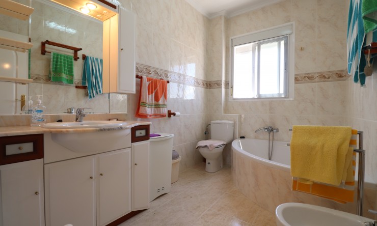 Re-Sale - Townhouse - Benijofar - Monte Azul