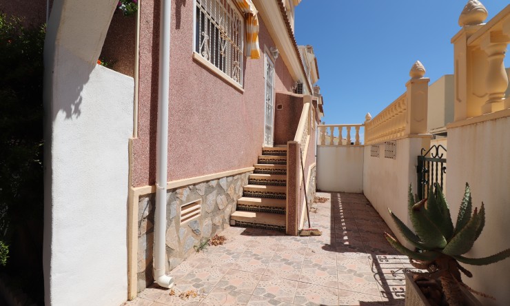 Re-Sale - Townhouse - Benijofar - Monte Azul