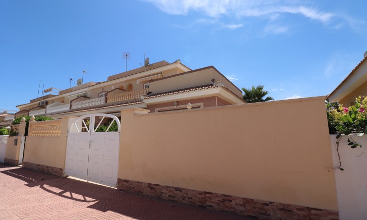 Re-Sale - Townhouse - Benijofar - Monte Azul