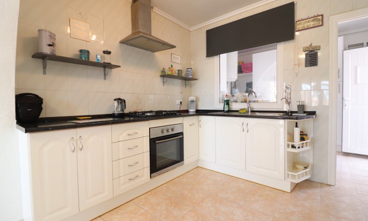 Videresalg - Frittliggende Villa - Ciudad Quesada - Ciudad Quesada - Byen