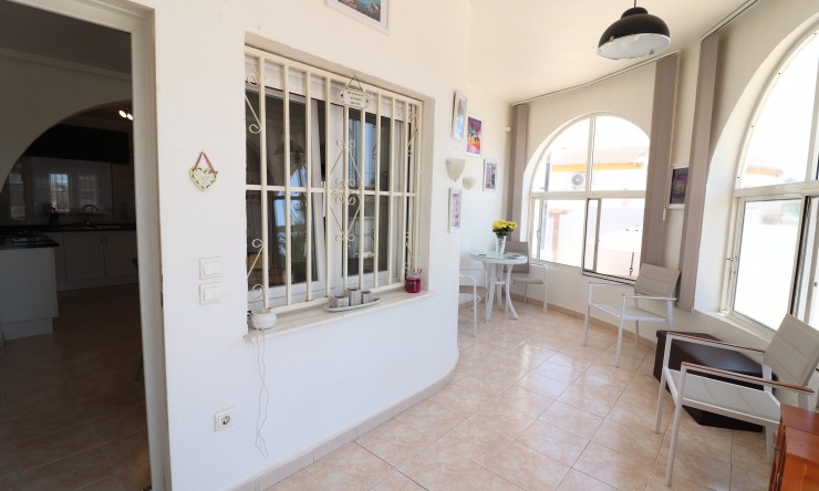 Videresalg - Frittliggende Villa - Ciudad Quesada - Ciudad Quesada - Byen