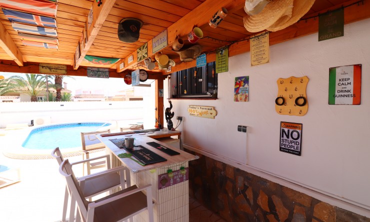 Videresalg - Frittliggende Villa - Ciudad Quesada - Ciudad Quesada - Byen