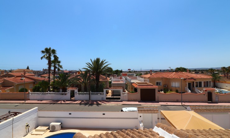 Videresalg - Frittliggende Villa - Ciudad Quesada - Ciudad Quesada - Byen