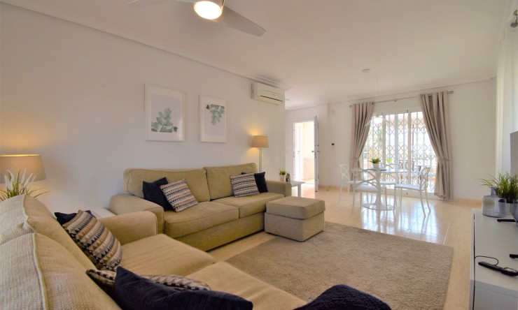 Videresalg - Tomannsbolig - Orihuela Costa - Playa Flamenca