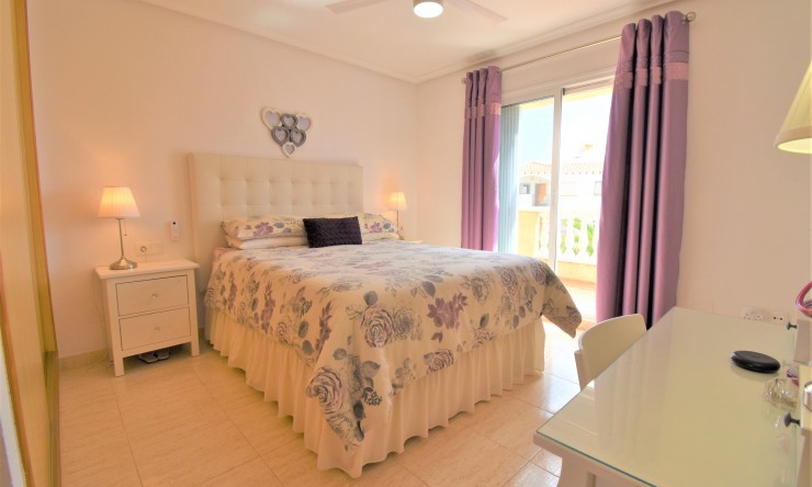 Videresalg - Tomannsbolig - Orihuela Costa - Playa Flamenca