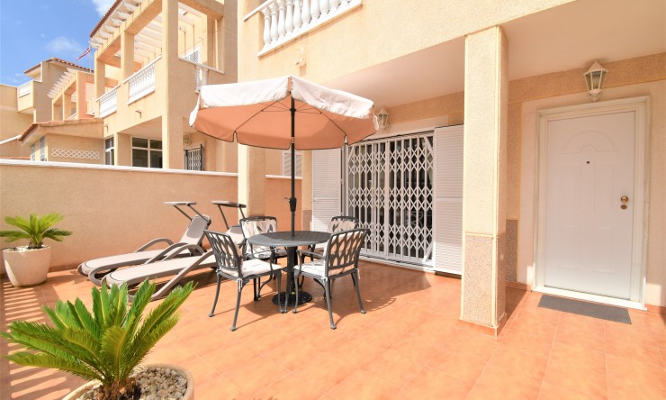 Videresalg - Tomannsbolig - Orihuela Costa - Playa Flamenca