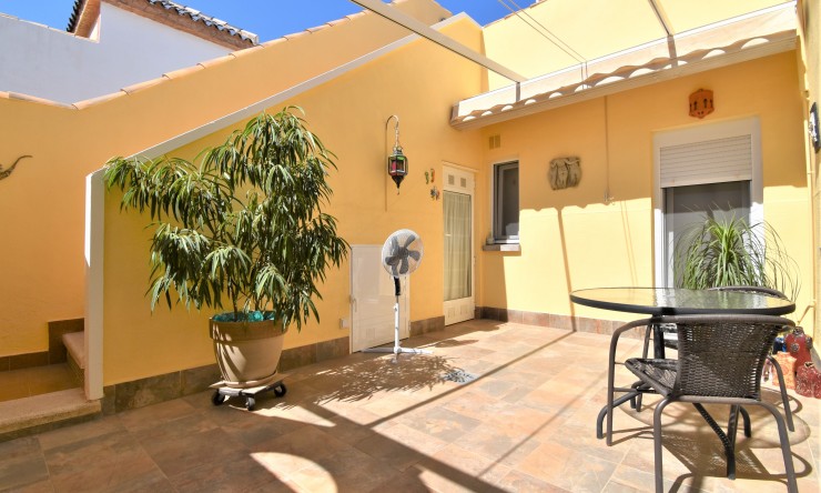 Videresalg - Quad Villa - Orihuela Costa - Playa Flamenca