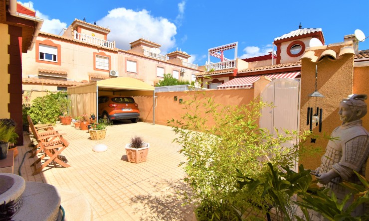 Videresalg - Quad Villa - Orihuela Costa - Playa Flamenca