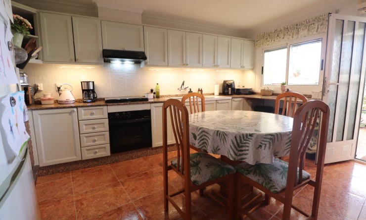 Videresalg - Rekkehus - Algorfa - Algorfa - Landsby