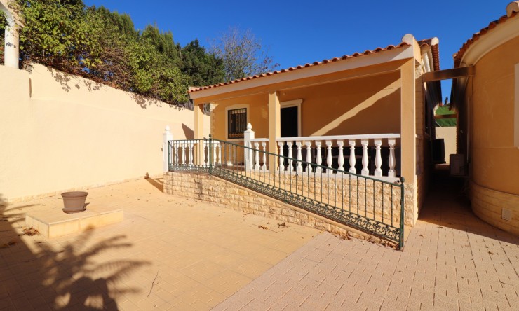 Re-Sale - Detached Villa - La Marina - La Escuera