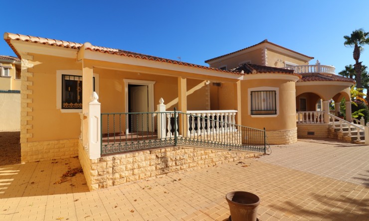 Re-Sale - Detached Villa - La Marina - La Escuera