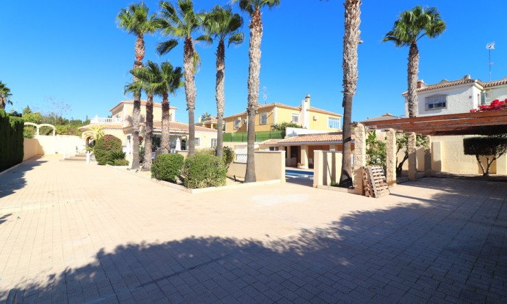 Re-Sale - Detached Villa - La Marina - La Escuera