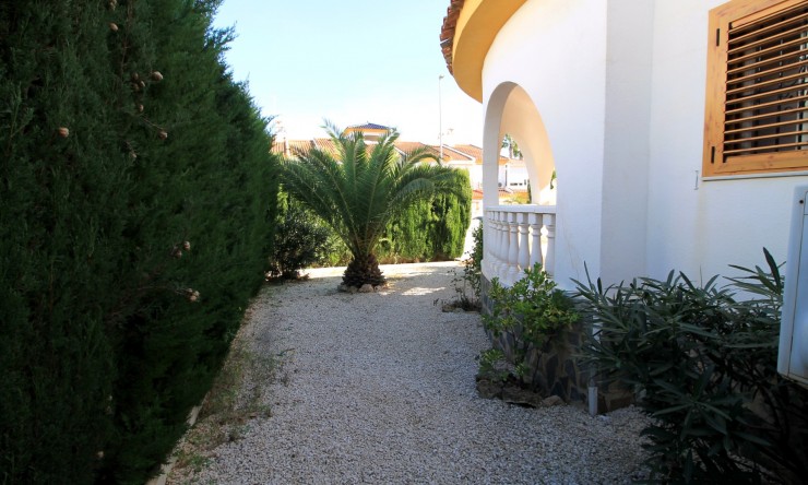 Re-Sale - Detached Villa - Mil Palmeras - Mil Palmeras - Town