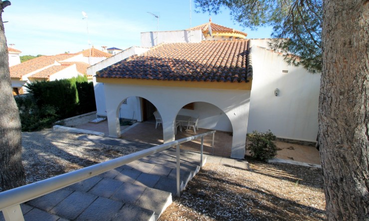 Re-Sale - Detached Villa - Mil Palmeras - Mil Palmeras - Town