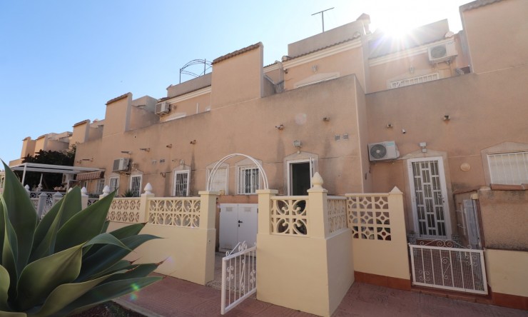 Re-Sale - Townhouse - Ciudad Quesada - Doña Pepa