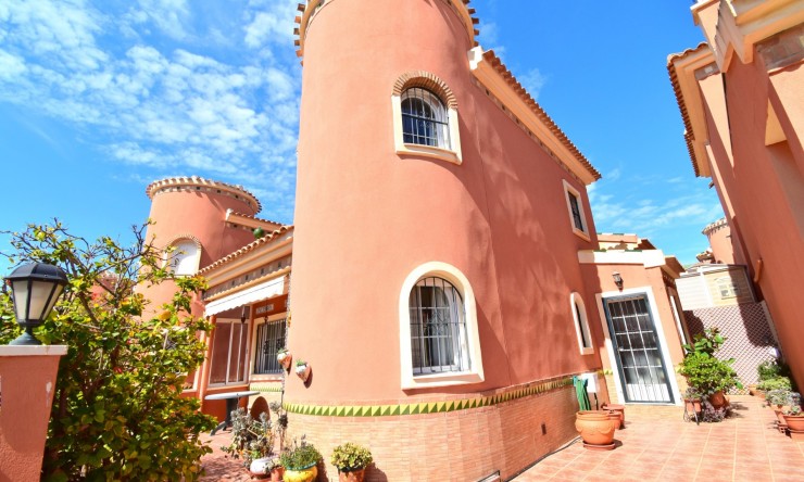 Re-Sale - Detached Villa - Orihuela Costa - Playa Flamenca