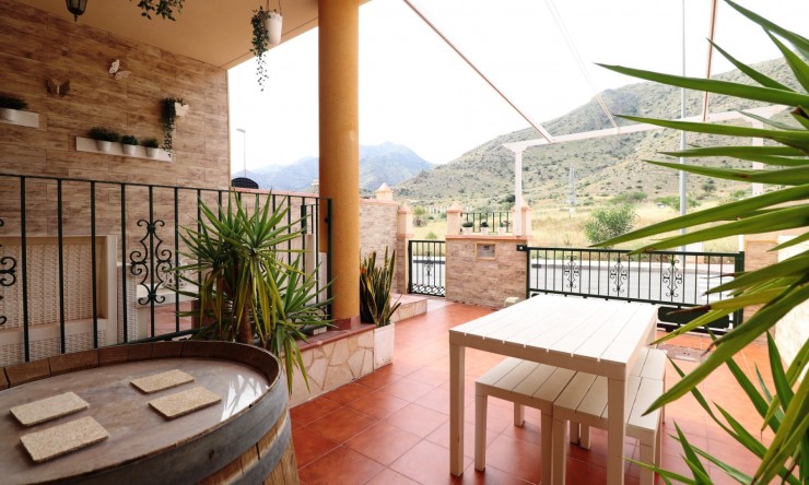 Wederverkoop - Herenhuis - Cox - Cox - Veld