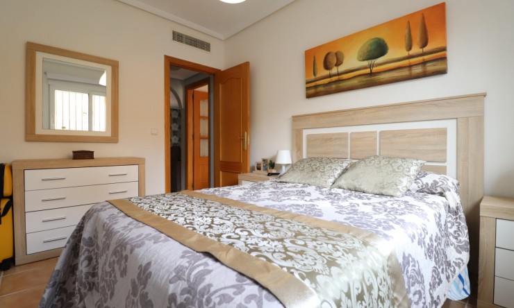 Wederverkoop - Herenhuis - Cox - Cox - Veld