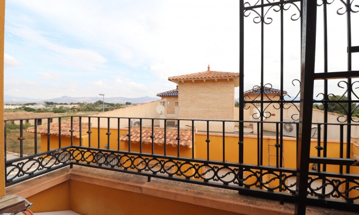 Wederverkoop - Herenhuis - Cox - Cox - Veld