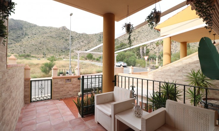 Wederverkoop - Herenhuis - Cox - Cox - Veld