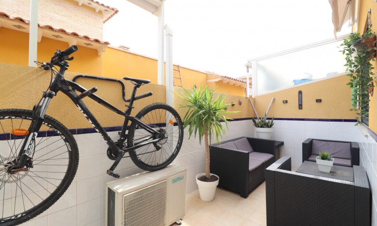 Wederverkoop - Herenhuis - Cox - Cox - Veld