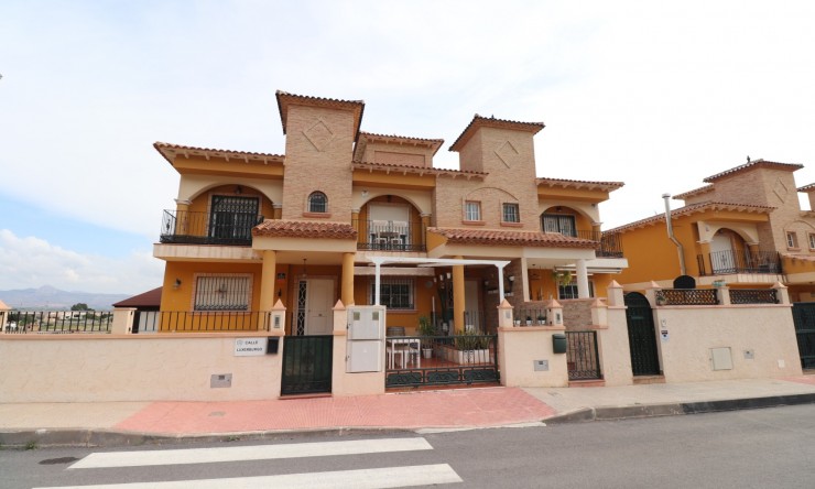 Wederverkoop - Herenhuis - Cox - Cox - Veld