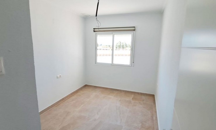 Videresalg - Land Eiendom - Catral - Catral - Felt