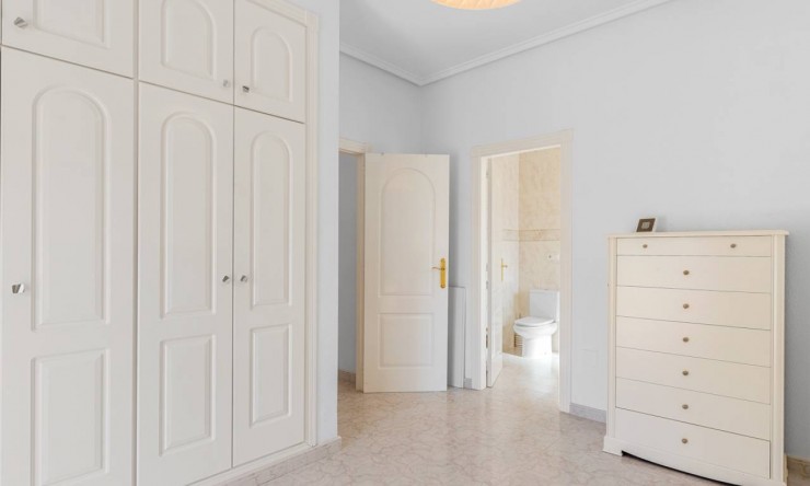 Wederverkoop - Vrijstaande Villa - Ciudad Quesada - Doña Pepa