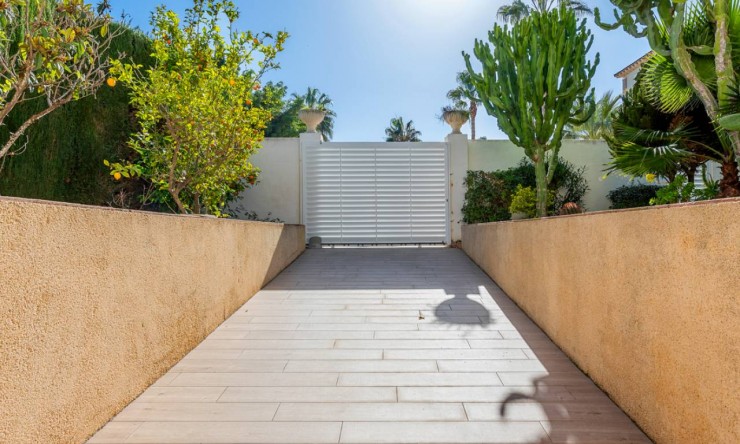 Wederverkoop - Vrijstaande Villa - Ciudad Quesada - Doña Pepa