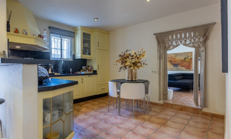 Re-Sale - Detached Villa - Benimar - Benimar I