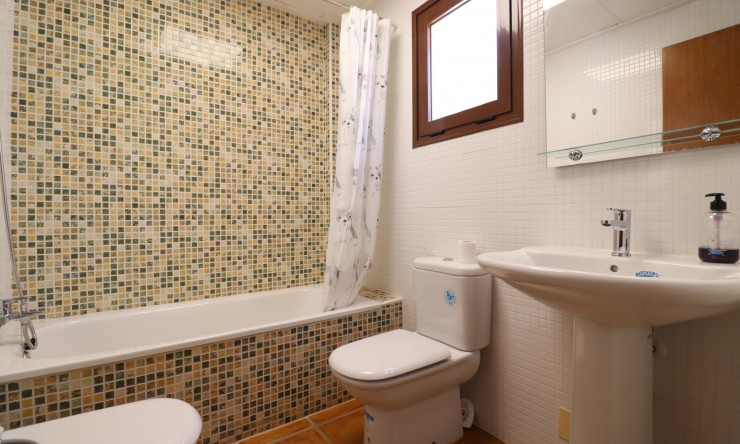 Re-Sale - Semi Detached Villa - Algorfa - La Finca Golf Resort