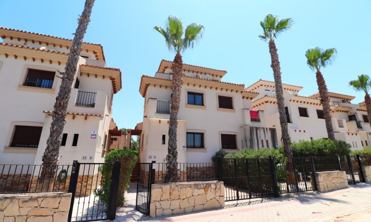 Re-Sale - Semi Detached Villa - Algorfa - La Finca Golf Resort