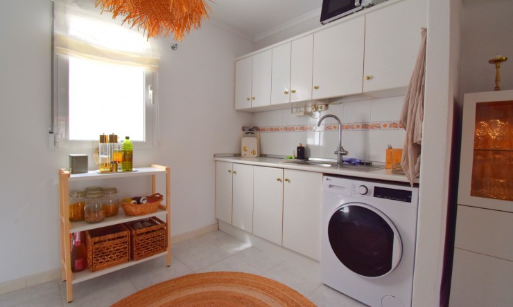 Re-Sale - Apartment - Orihuela Costa - La Florida