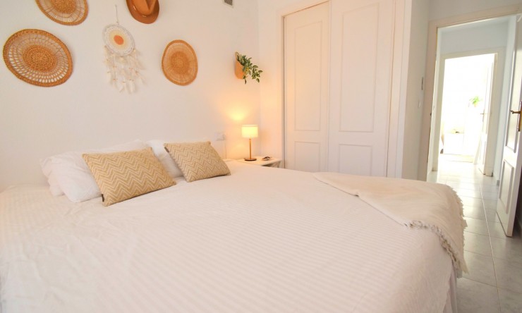 Re-Sale - Apartment - Orihuela Costa - La Florida