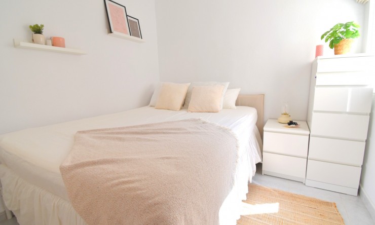 Re-Sale - Apartment - Orihuela Costa - La Florida